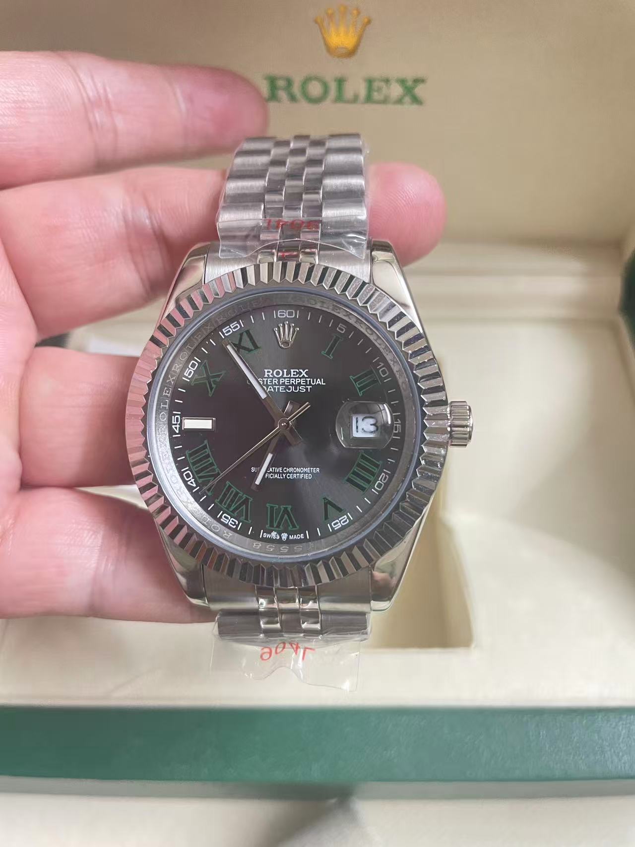 R*l*x watches-187
