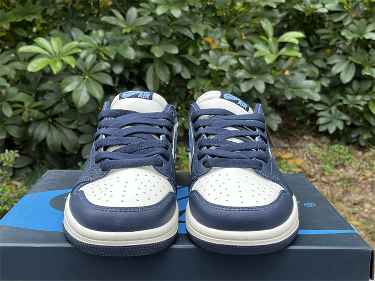 Air Jordan 1 Low Obsidian Black