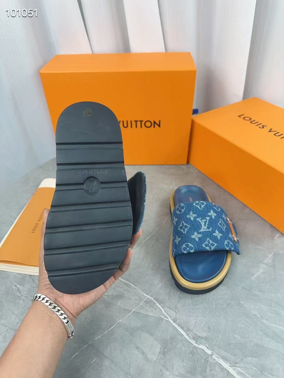 LV Slippers(AAA)-075