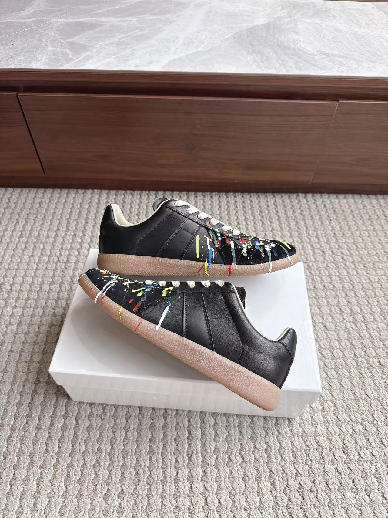 ma*s*n Ma*i*la shoes-021