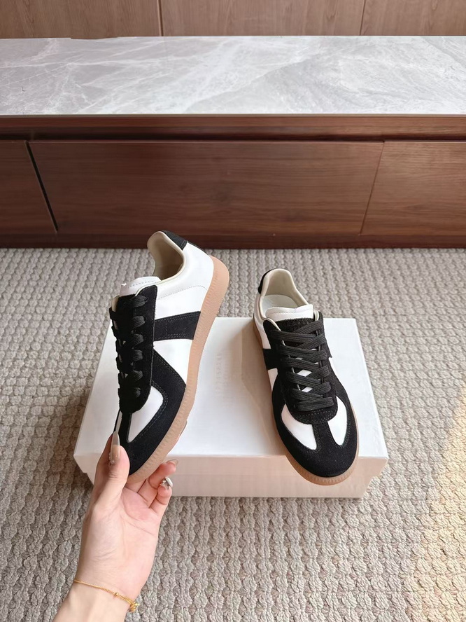 ma*s*n Ma*i*la shoes-018