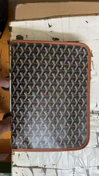 Go*ard handbags aaa(men)-038