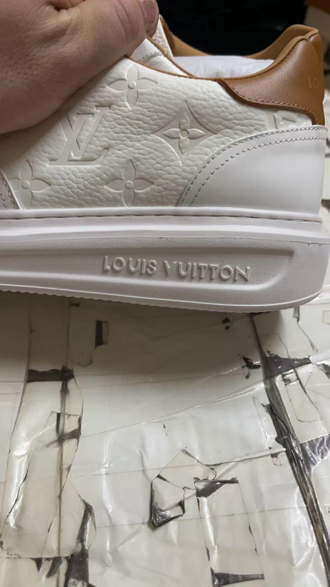 LV Shoes(AAA)-1150