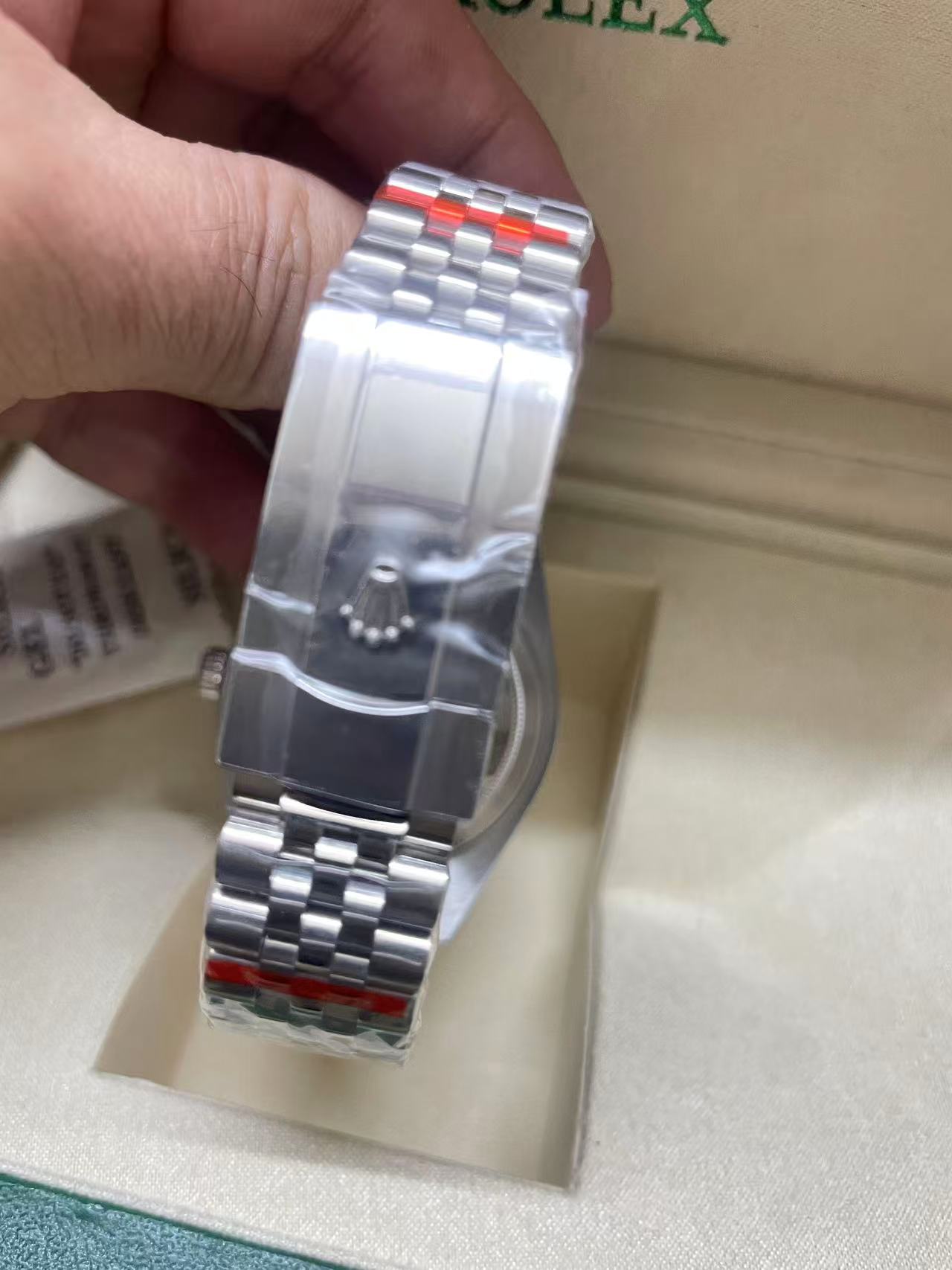 R*l*x watches-189