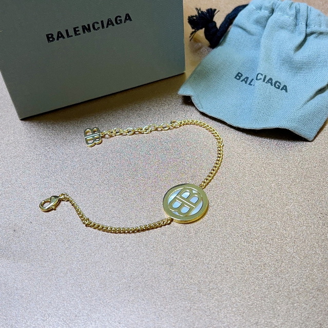 Ba*len*cia*ga bracelet-007