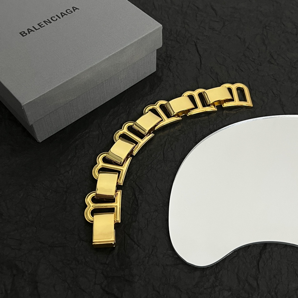 Ba*len*cia*ga bracelet-016