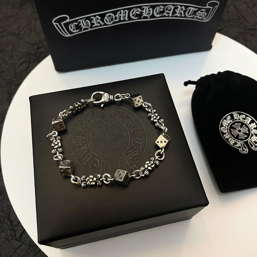Ch**me He**ts bracelet-005