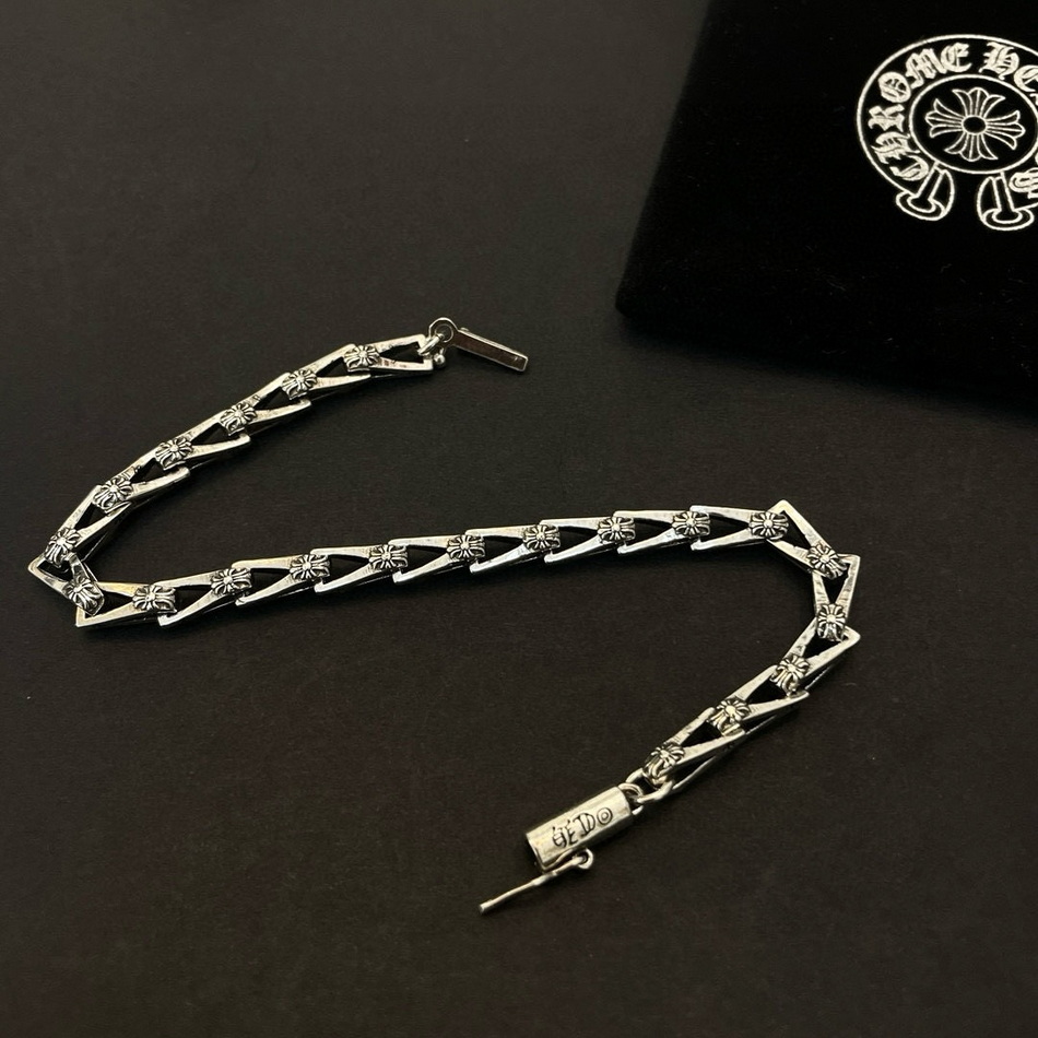 Ch**me He**ts bracelet-006