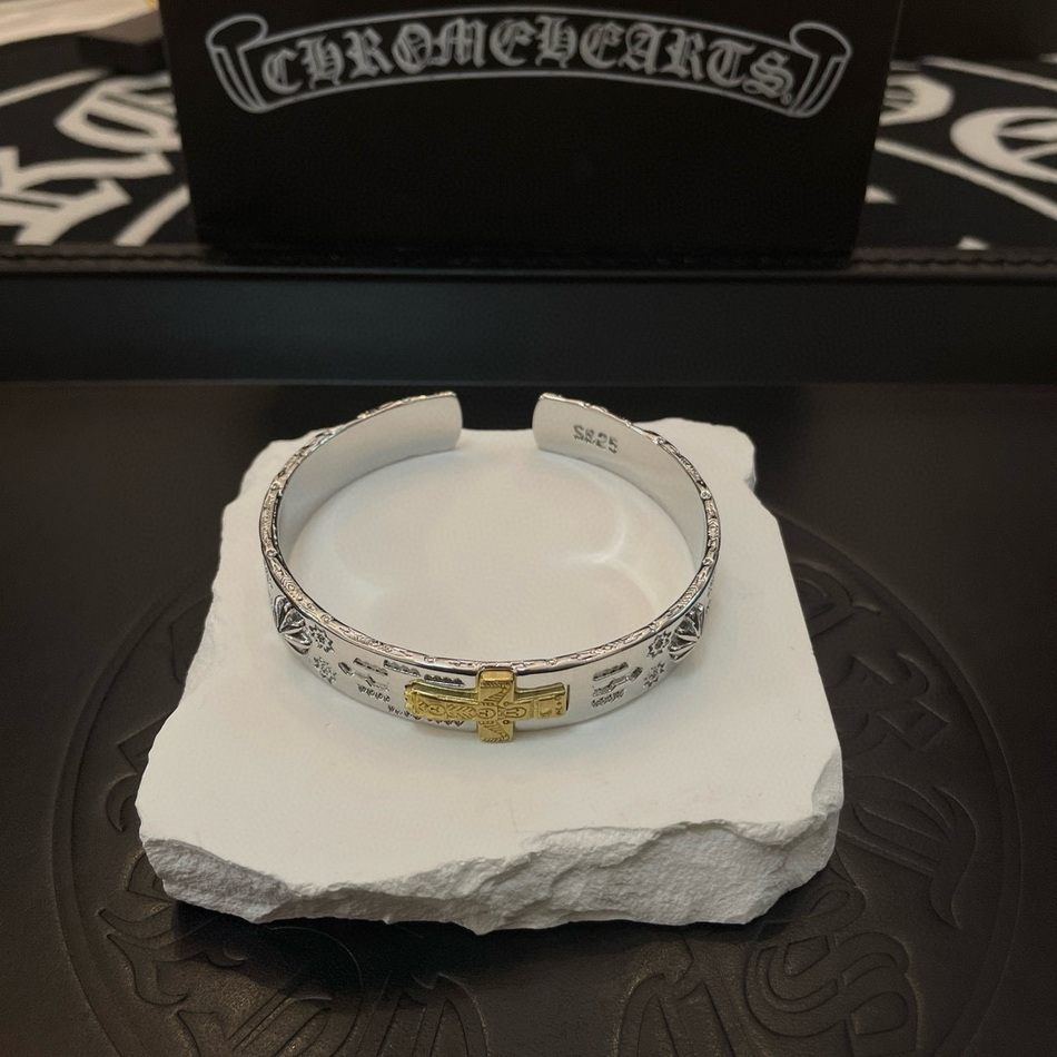 Ch**me He**ts bracelet-007
