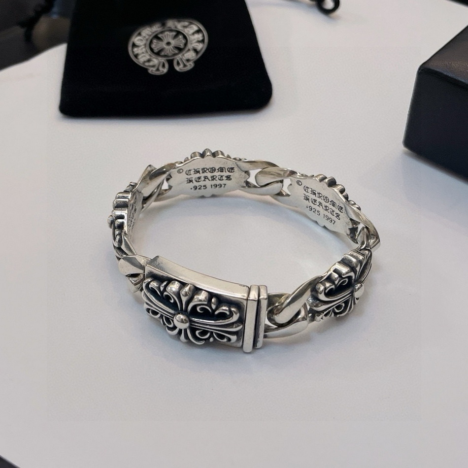 Ch**me He**ts bracelet-018
