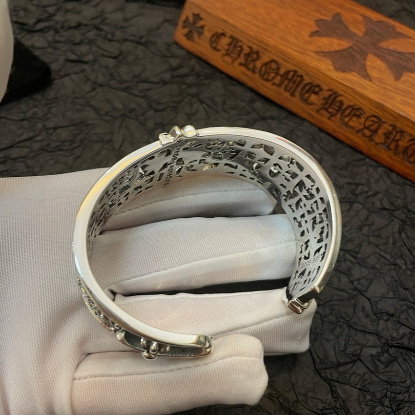 Ch**me He**ts bracelet-019