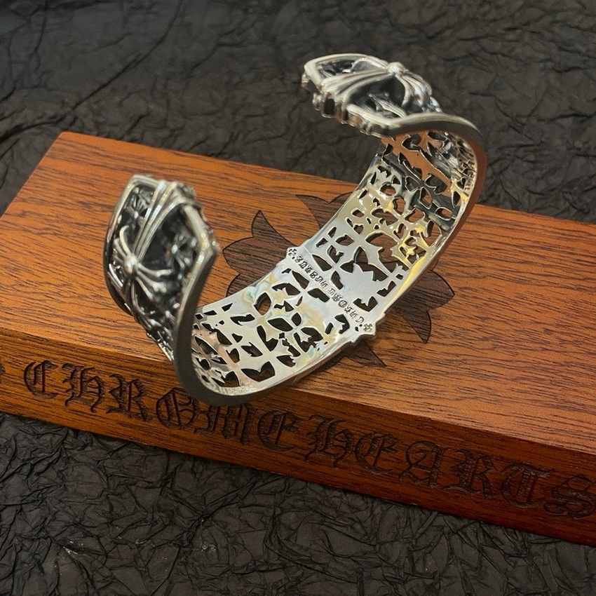 Ch**me He**ts bracelet-019