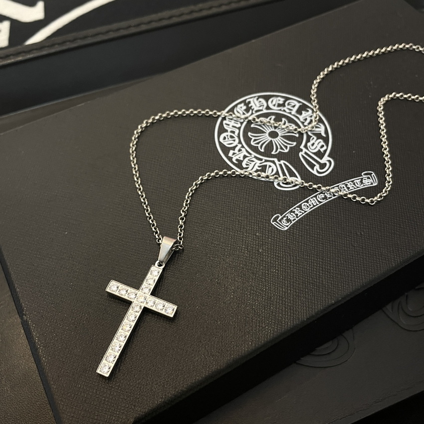 Ch**me He**ts necklace-101