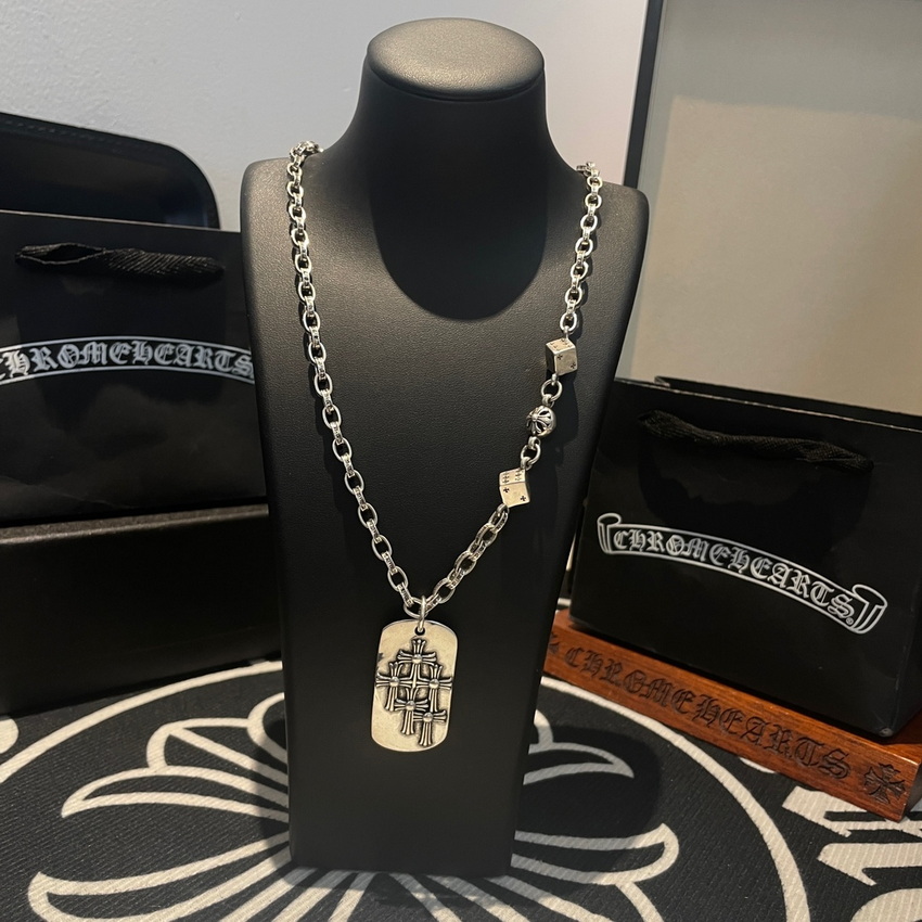 Ch**me He**ts necklace-104