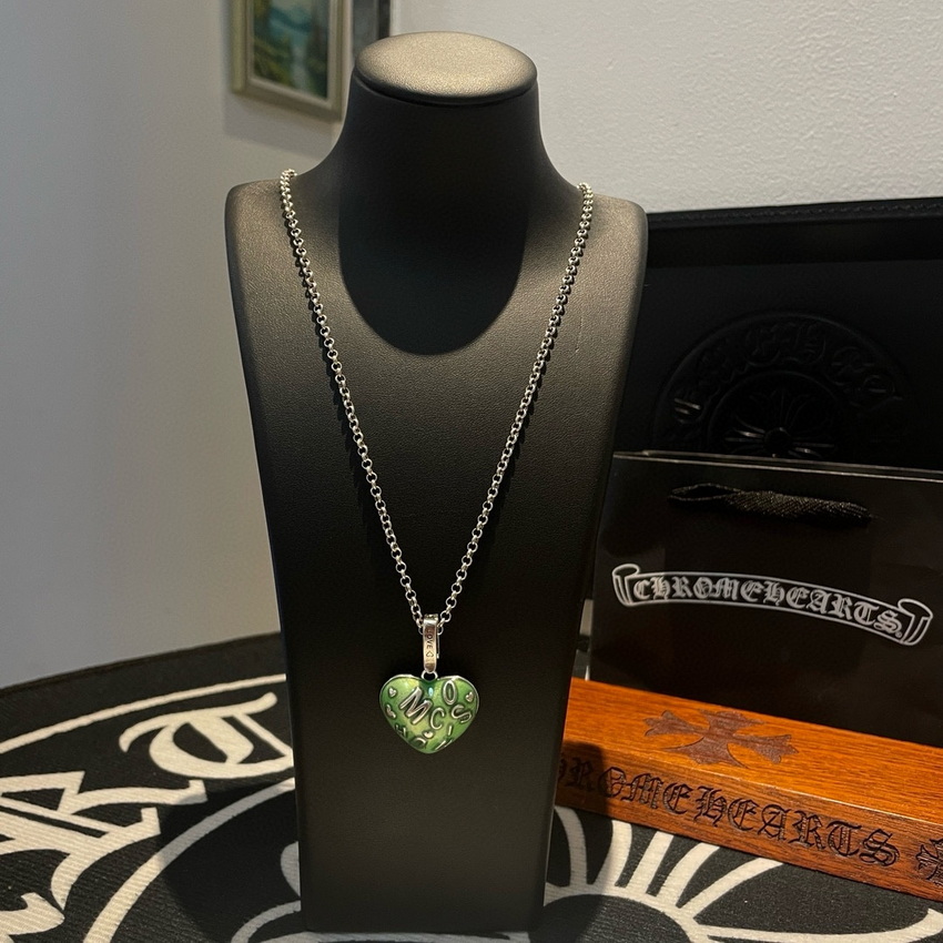 Ch**me He**ts necklace-014