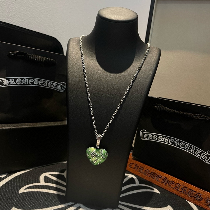 Ch**me He**ts necklace-014