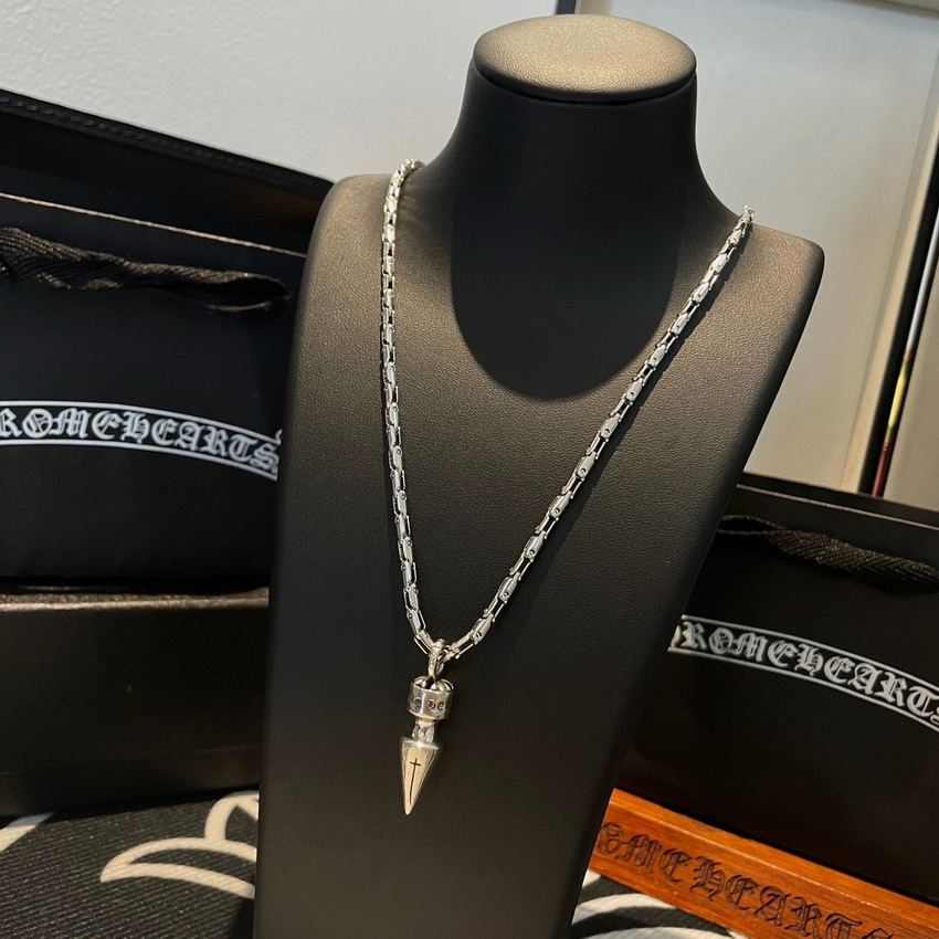 Ch**me He**ts necklace-016