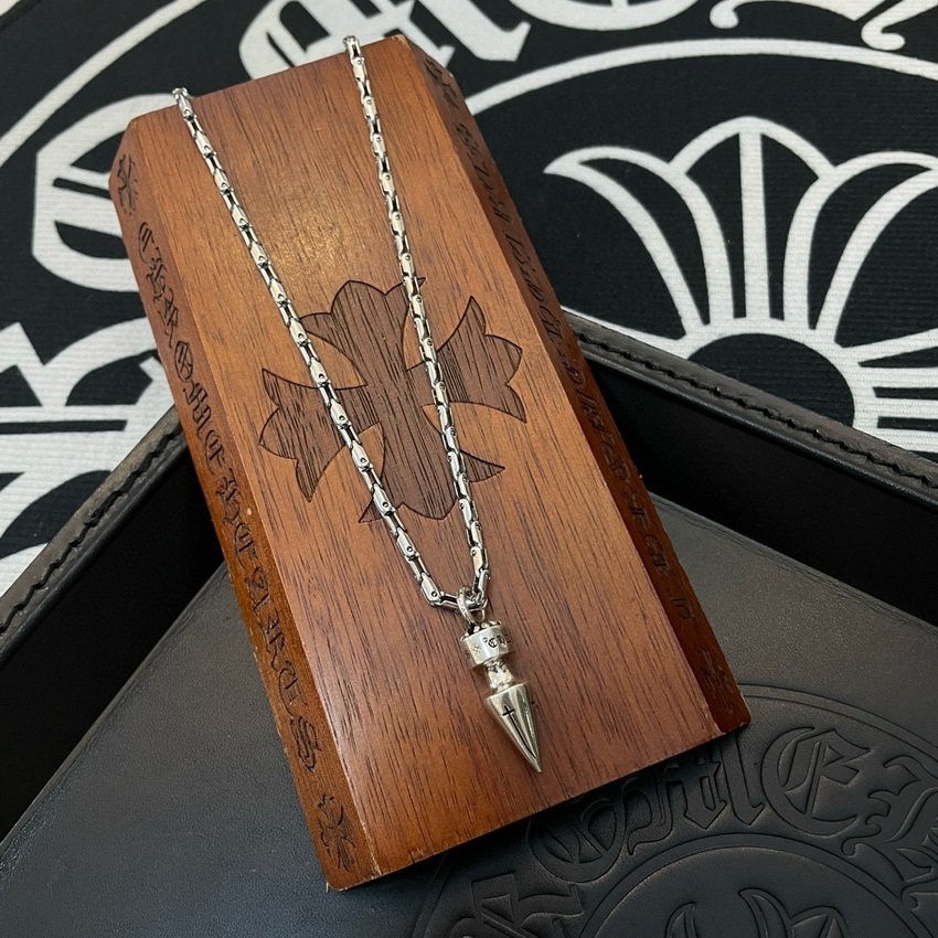 Ch**me He**ts necklace-016