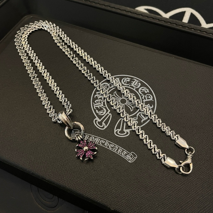 Ch**me He**ts necklace-018