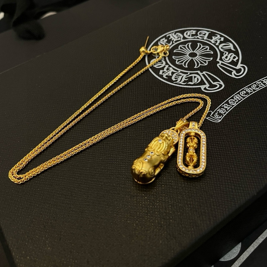 Ch**me He**ts necklace-021