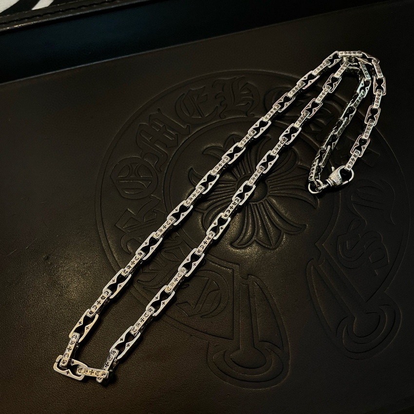 Ch**me He**ts necklace-026