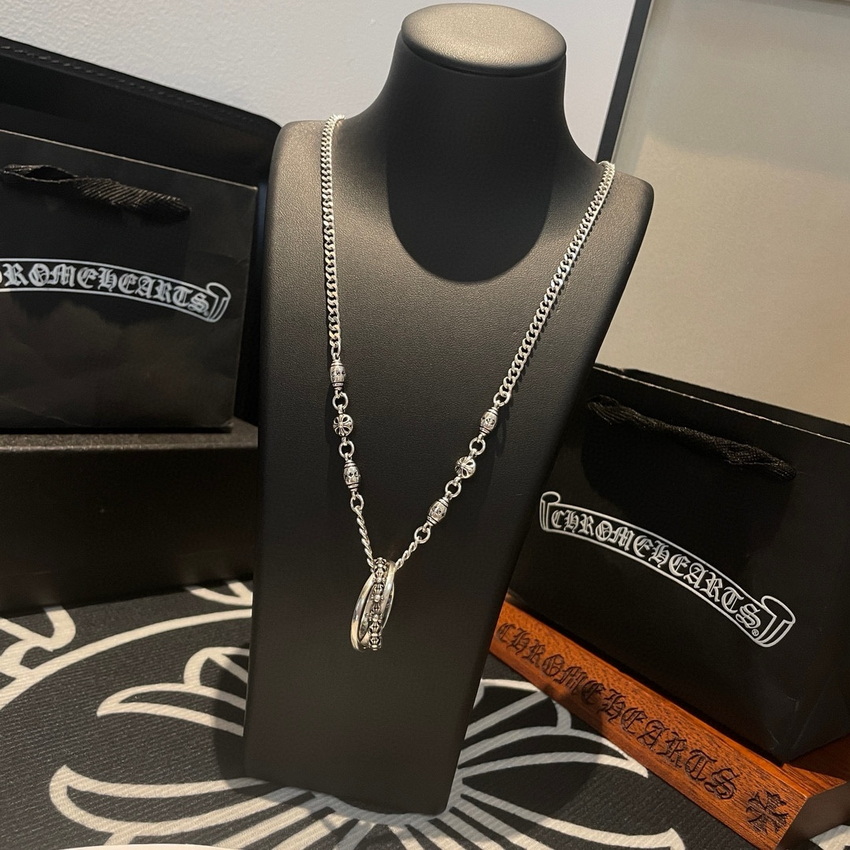 Ch**me He**ts necklace-027