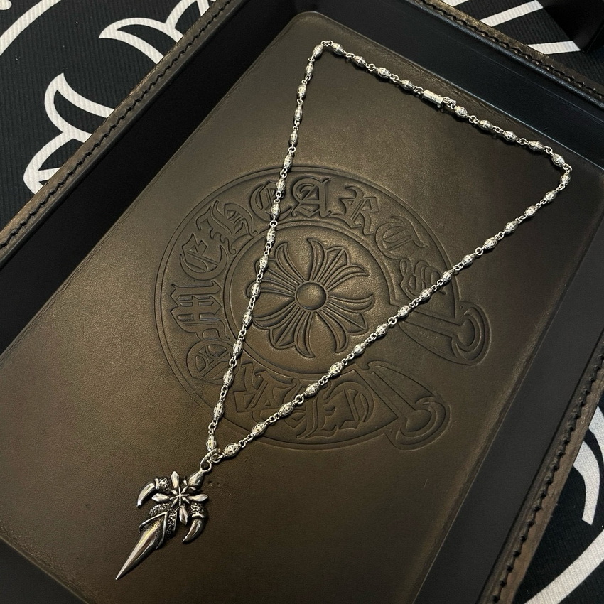 Ch**me He**ts necklace-037