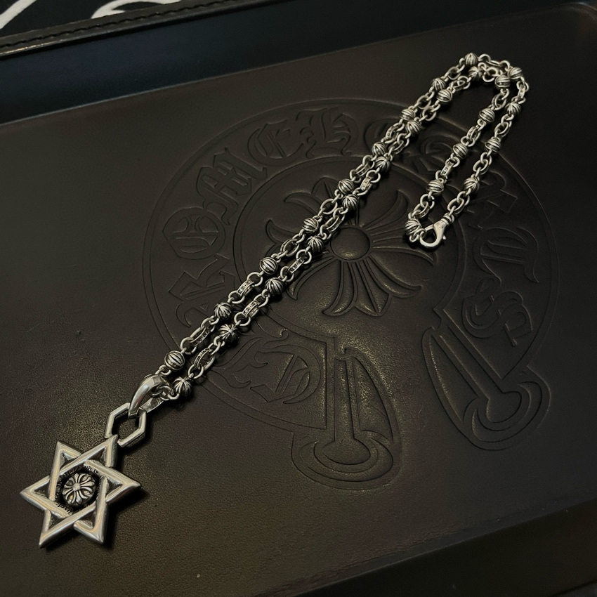 Ch**me He**ts necklace-038