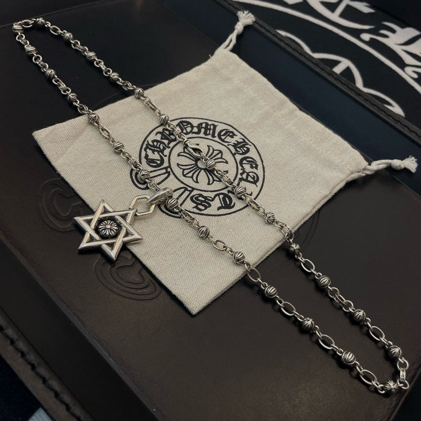 Ch**me He**ts necklace-038