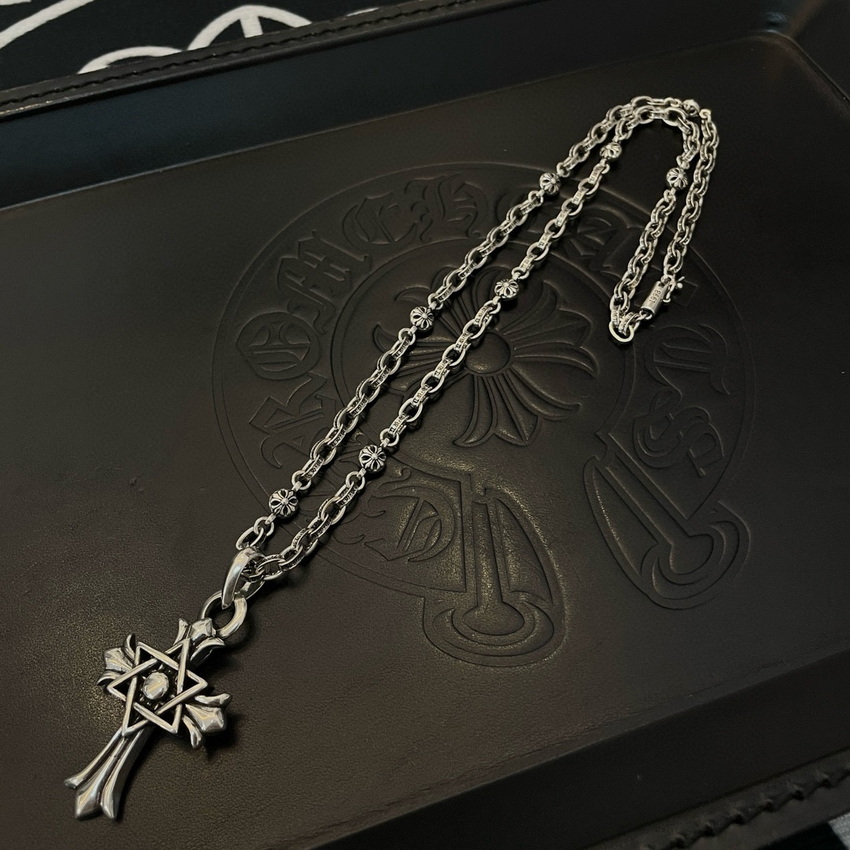 Ch**me He**ts necklace-042
