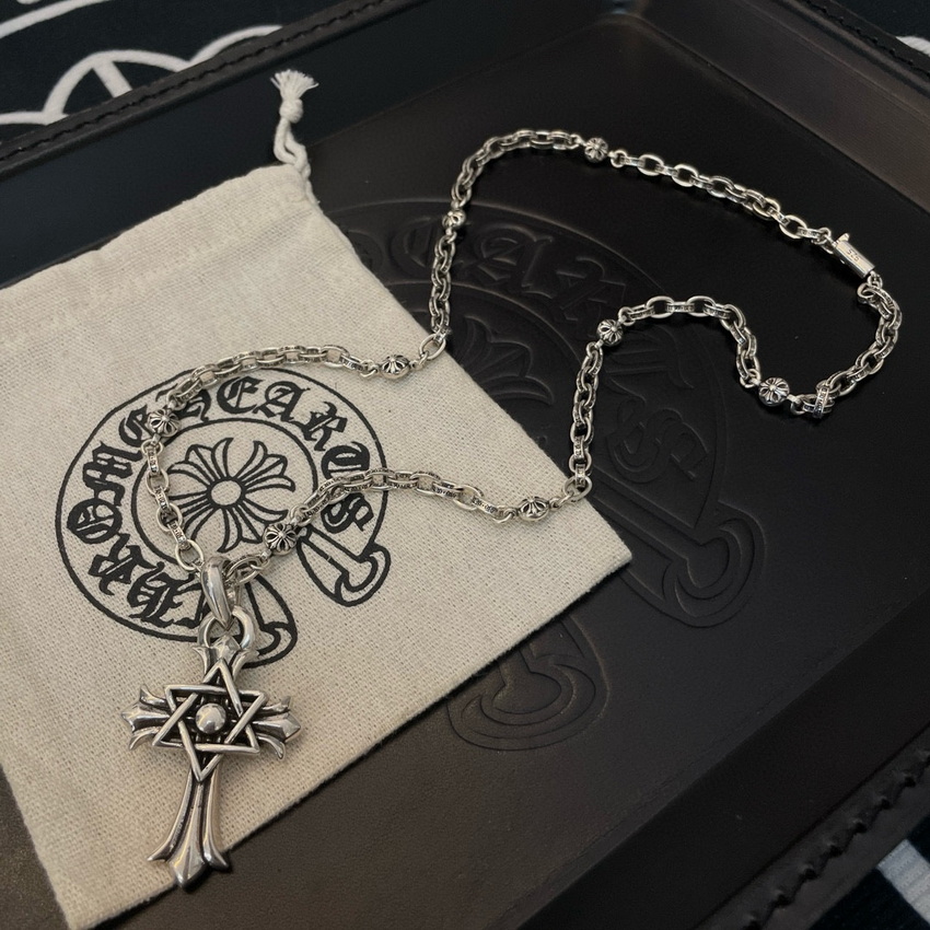 Ch**me He**ts necklace-042