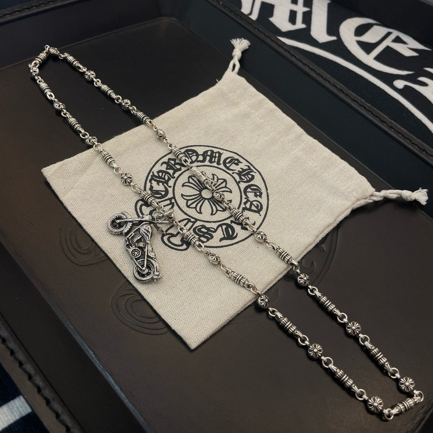 Ch**me He**ts necklace-049