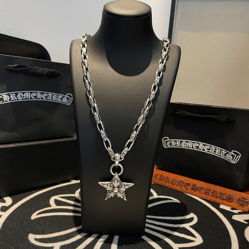 Ch**me He**ts necklace-055