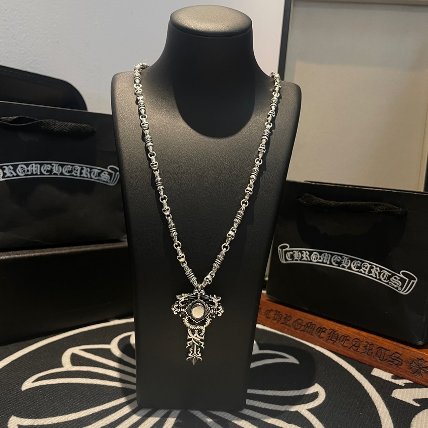 Ch**me He**ts necklace-062
