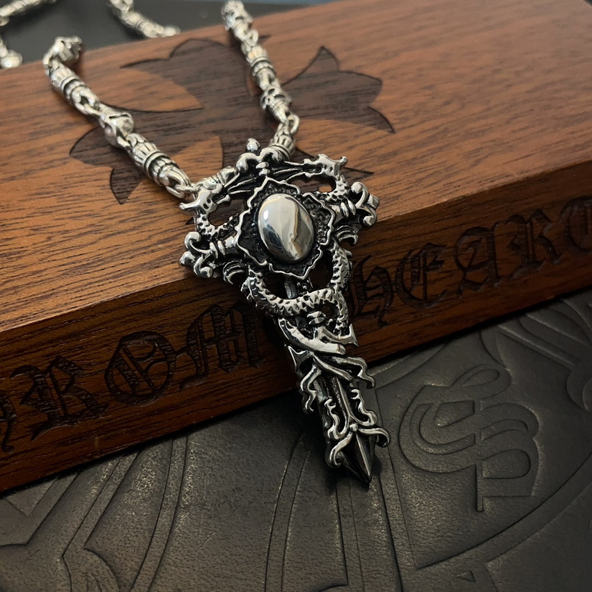 Ch**me He**ts necklace-062