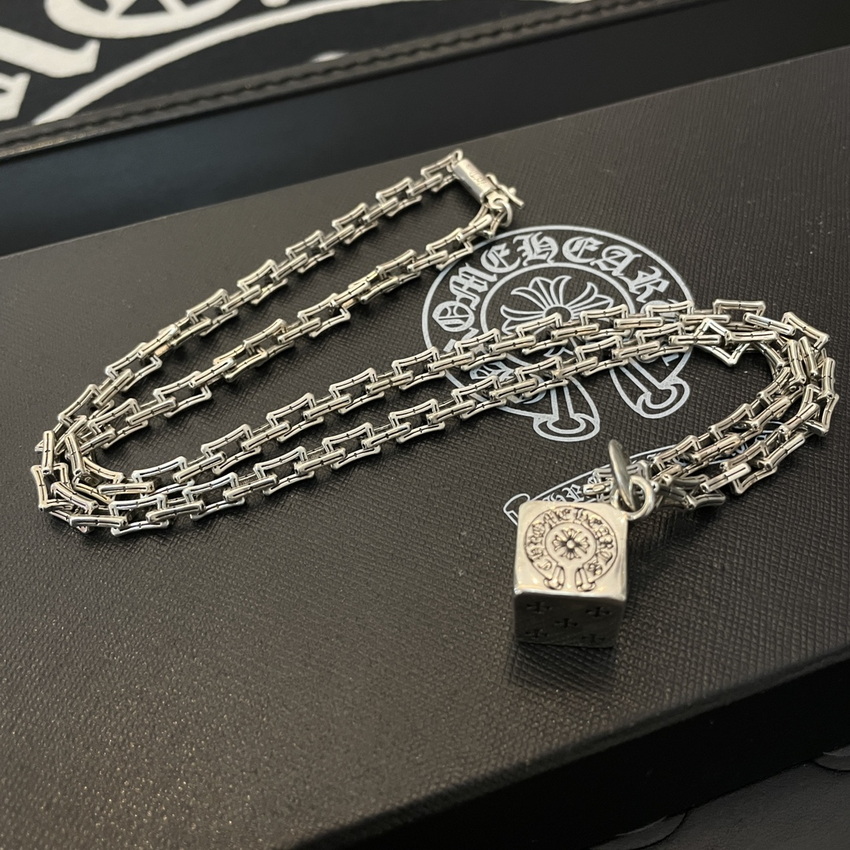 Ch*0me heart necklace-070