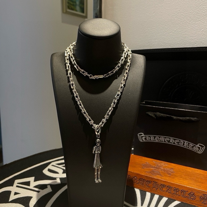 Ch**me He**ts necklace-073