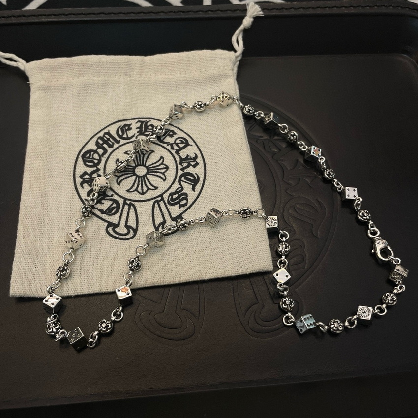 Ch**me He**ts necklace-077