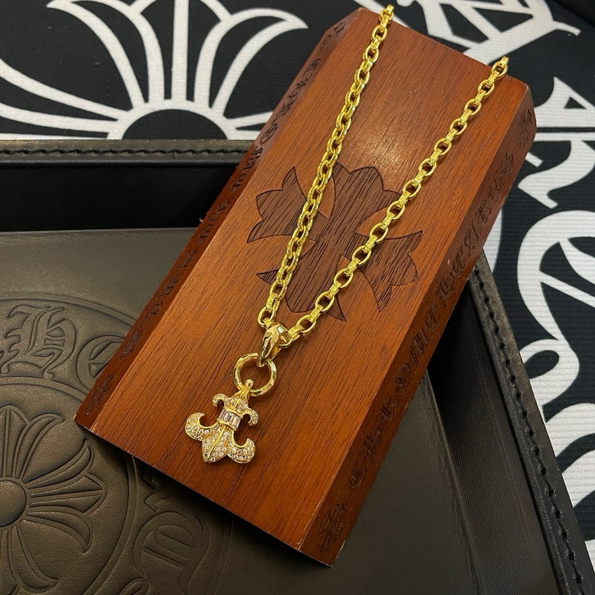 Ch**me He**ts necklace-080