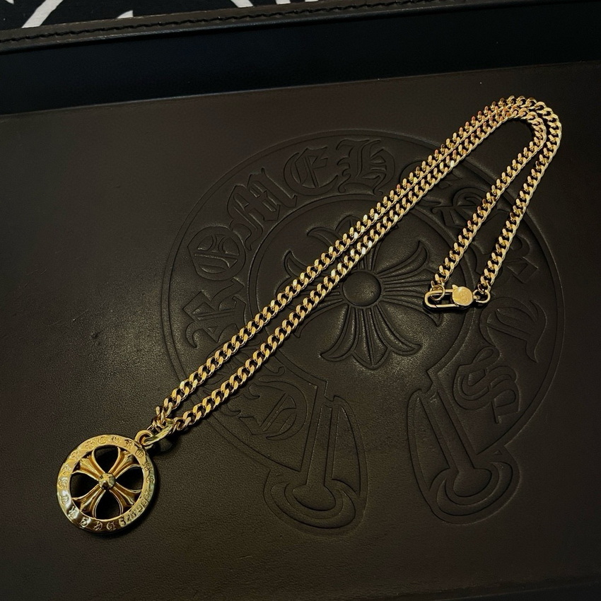 Ch**me He**ts necklace-082