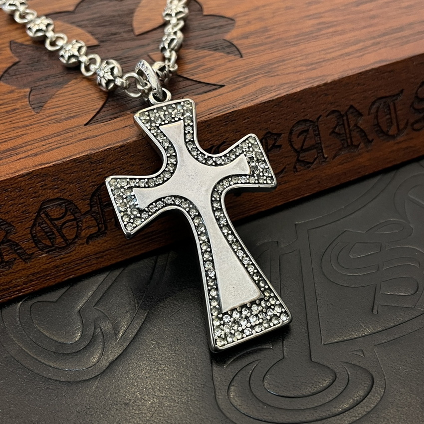Ch**me He**ts necklace-090
