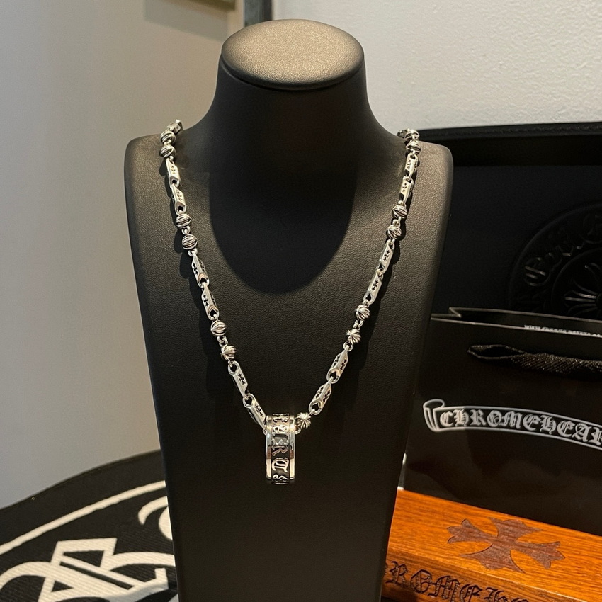 Ch**me He**ts necklace-093