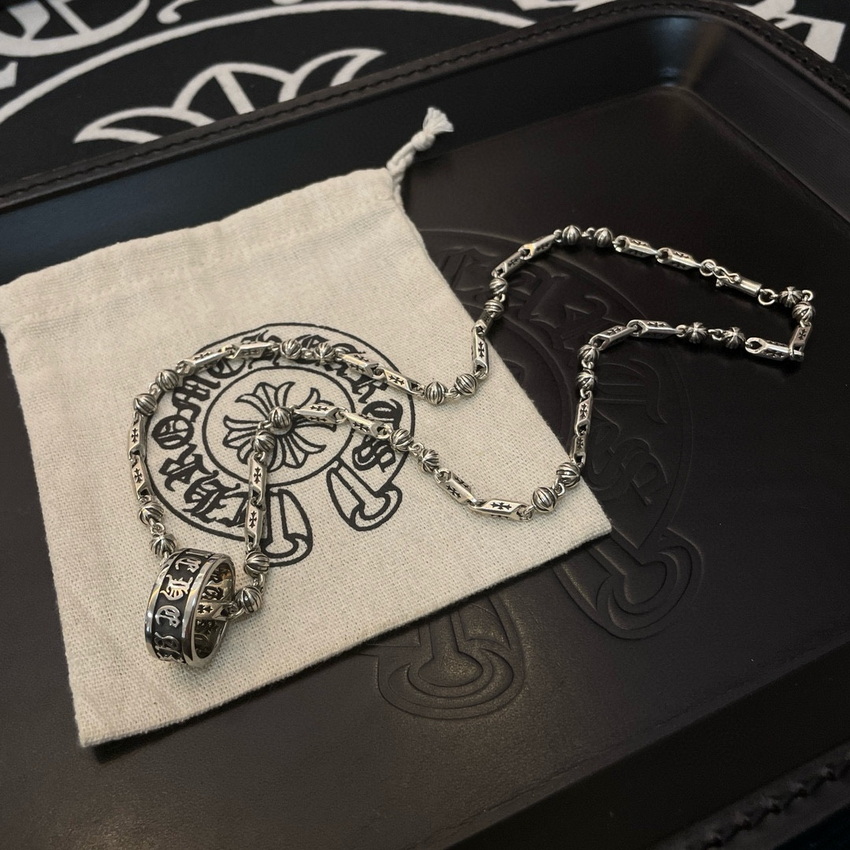 Ch**me He**ts necklace-093