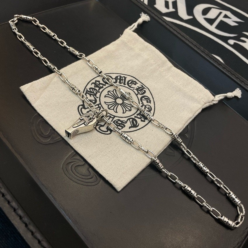 Ch**me He**ts necklace-096