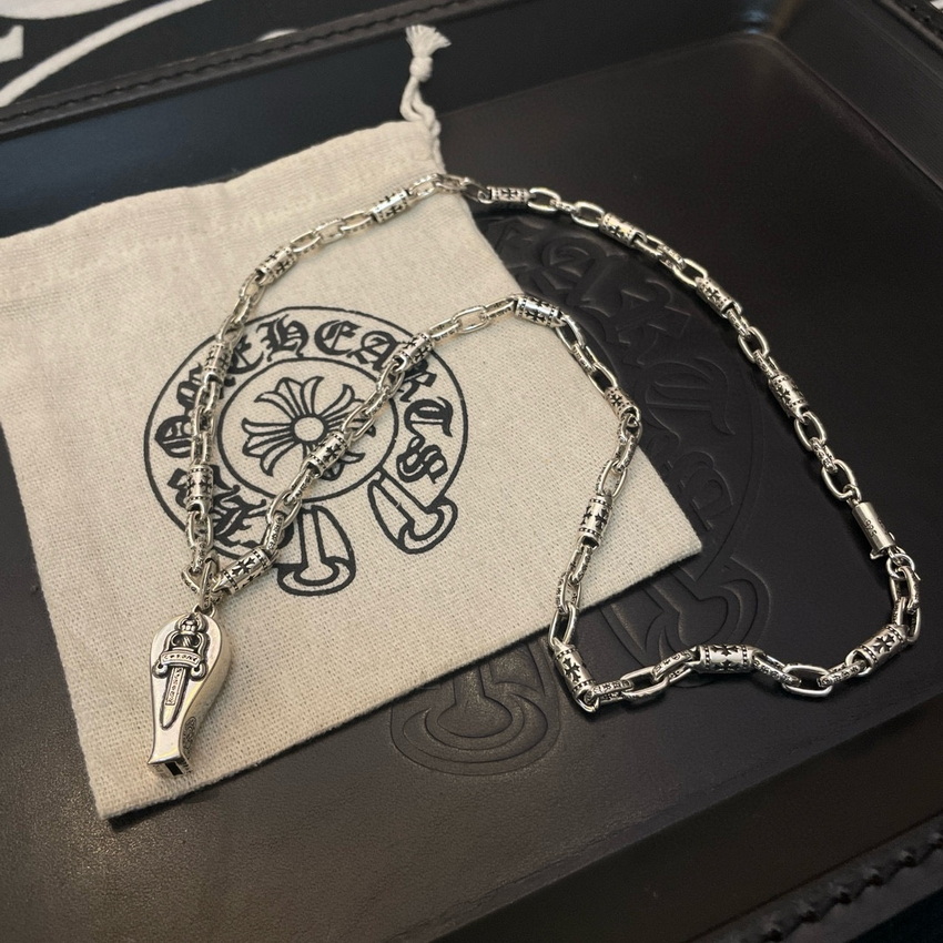 Ch**me He**ts necklace-096