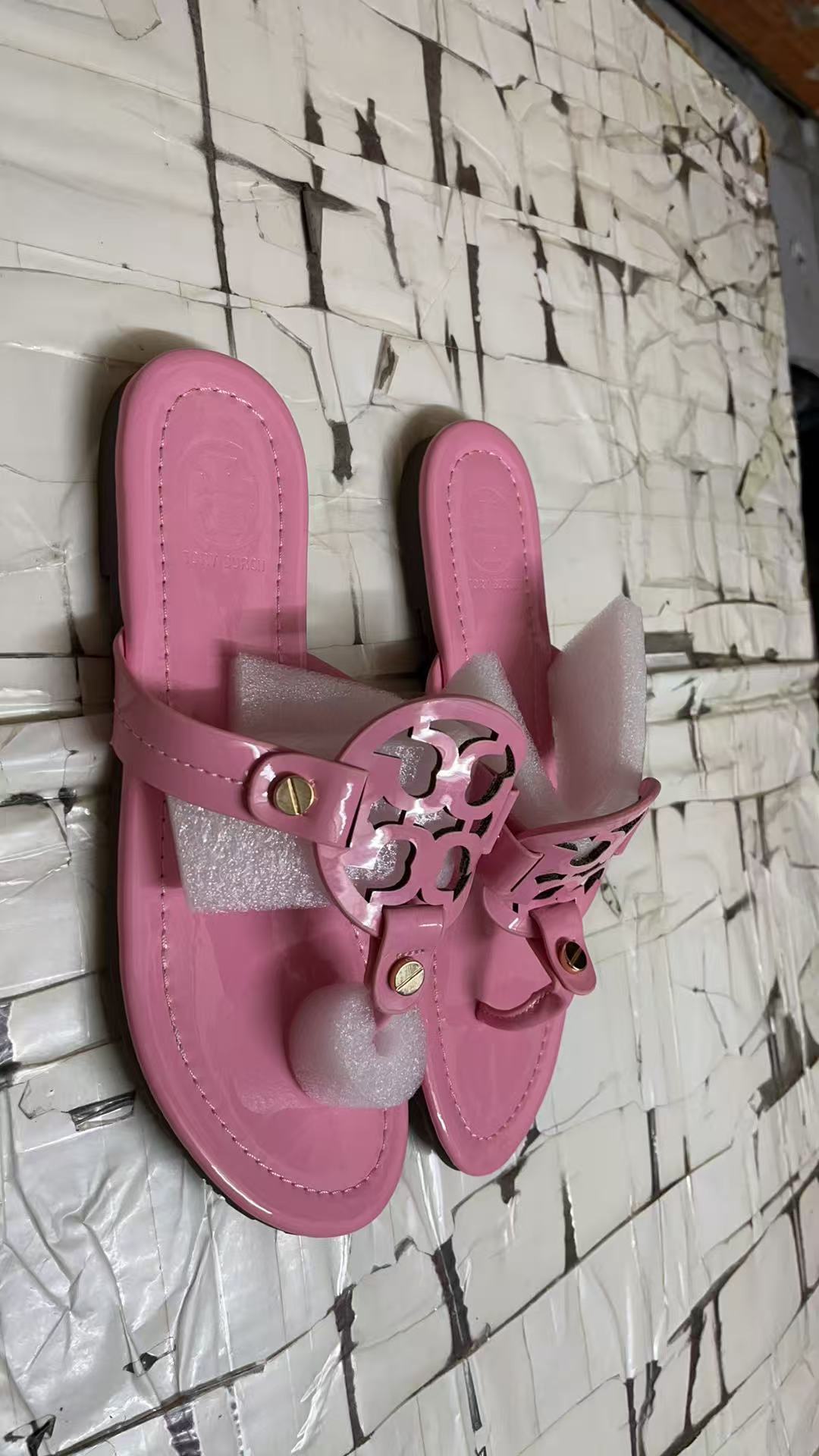 Tory Burch Slippers Women(AAA)-014