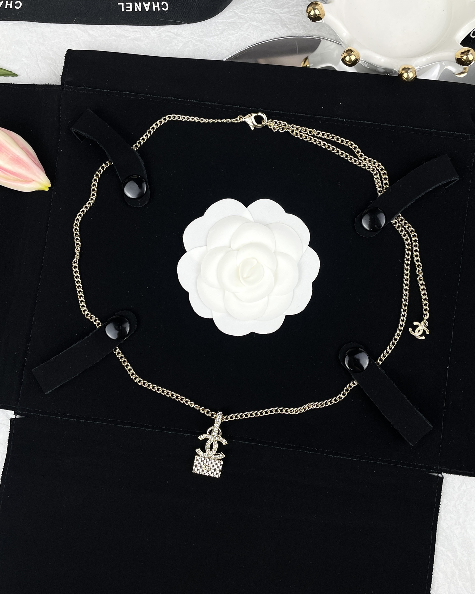 Ch*el necklace-005