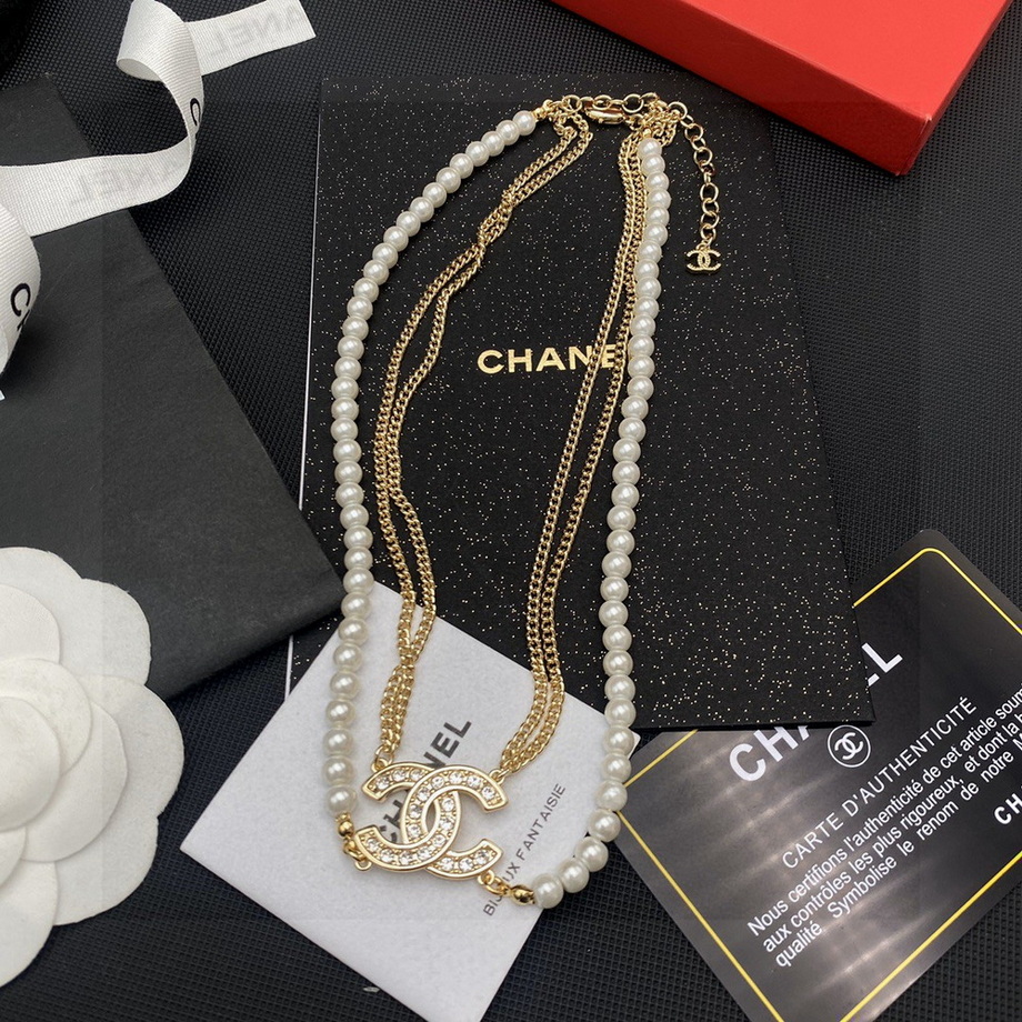 Ch*el necklace-320