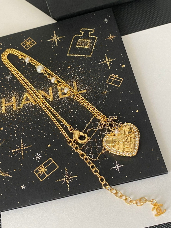 Ch*el necklace-316