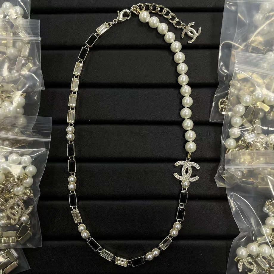 Ch*el necklace-140